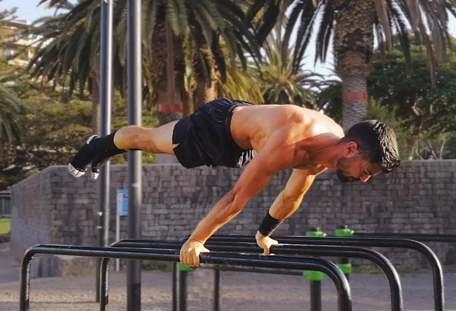 How to Planche Push Ups 