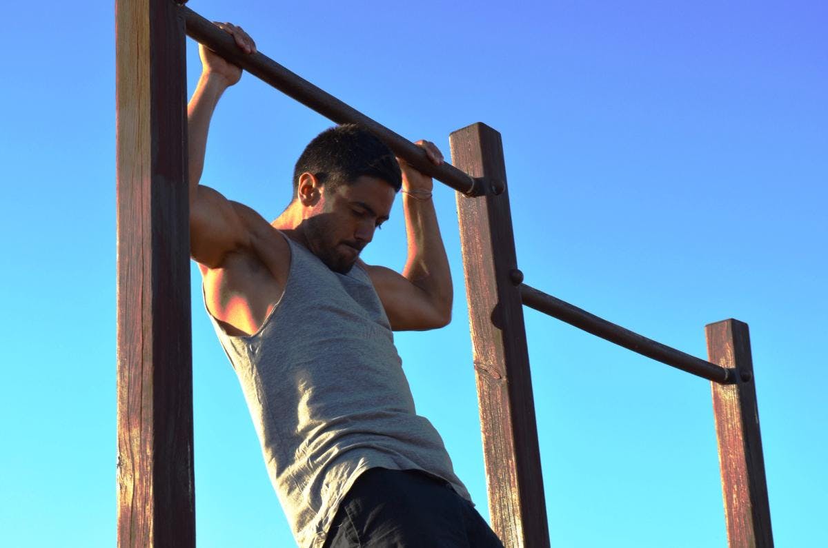 Be careful with this pull up variation post cover