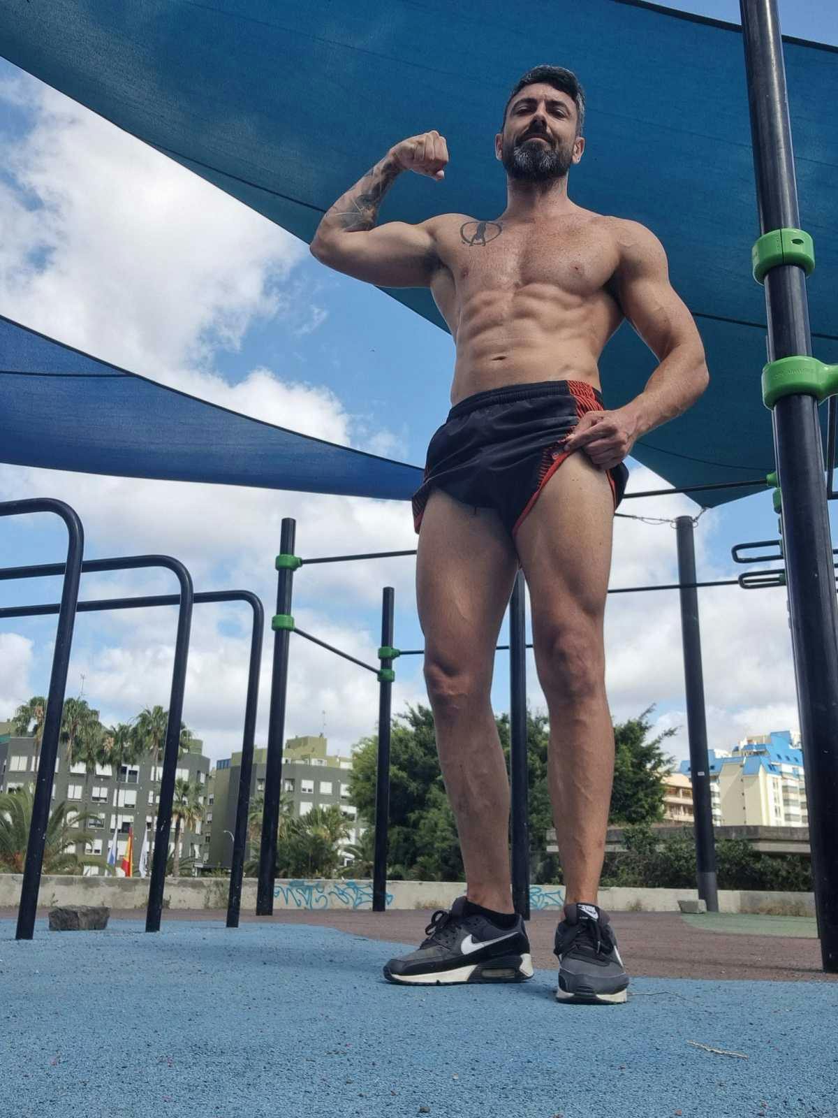 Bulking and cutting with Calisthenics post cover