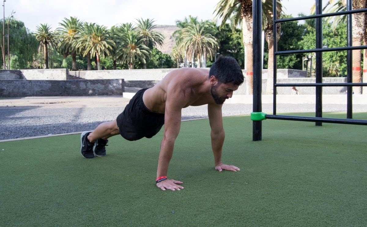 How to do a perfect push-up cover